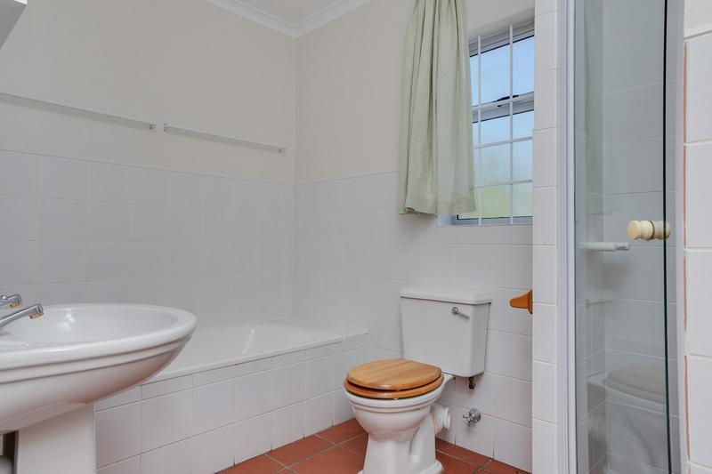 To Let 3 Bedroom Property for Rent in Claremont Western Cape